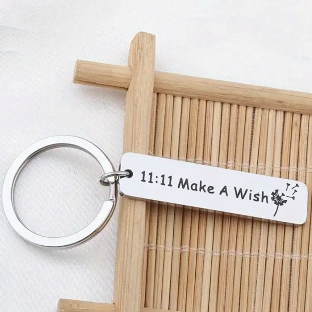 11:11 Make A Wish Dandelion Keychain